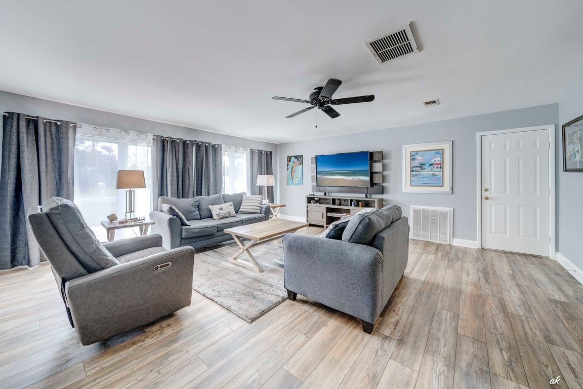 next background image