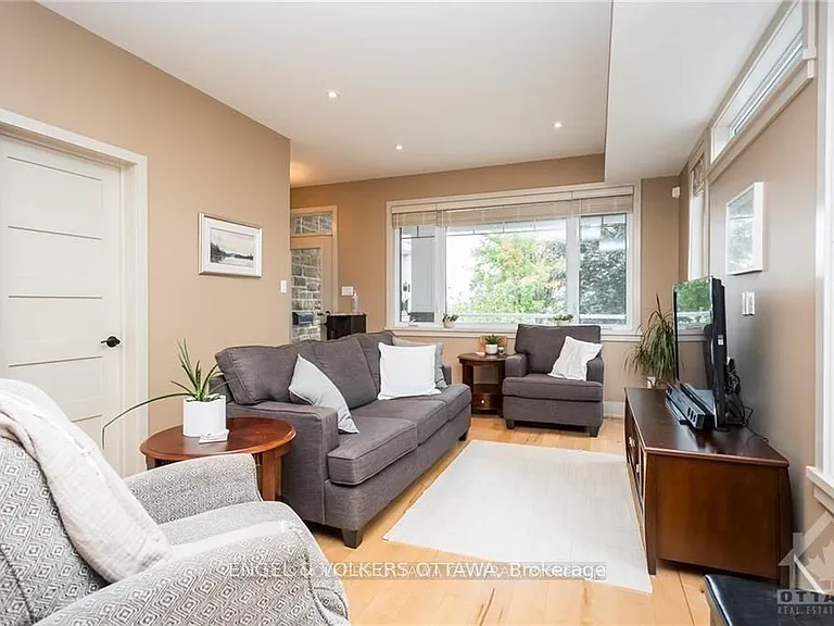 267 Kirchoffer Ave — Photo 6