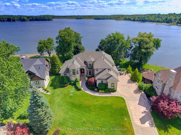 46 Sandy Shore Blvd, Puslinch, ON N3C 2V4