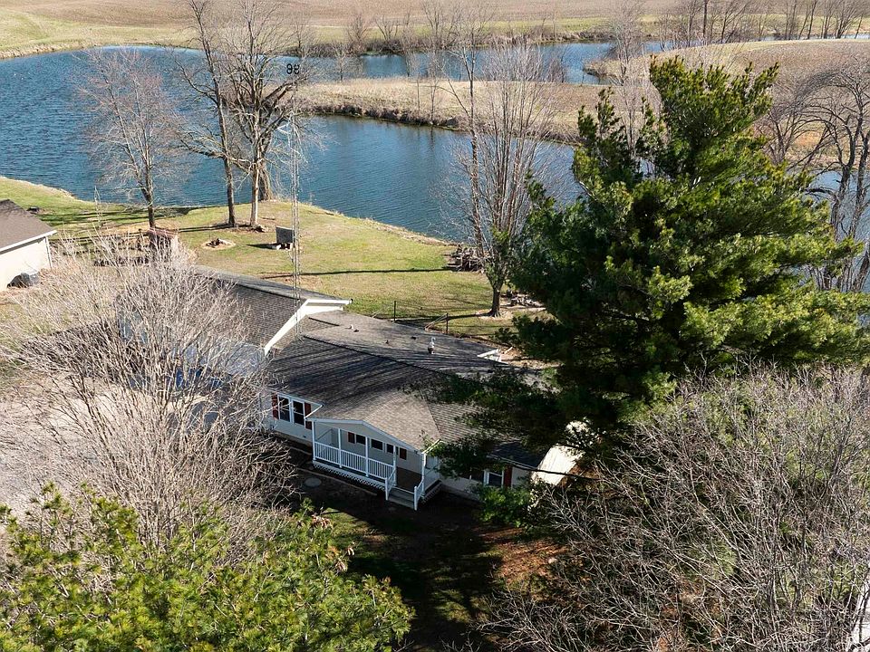 1st image of 3547 N Lloyds Ln