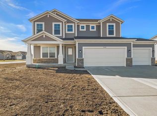 6646 Prairie Rose Dr, Schererville, IN 46375