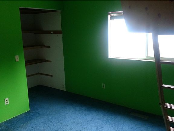 4th image of 1105 Soule Ave
