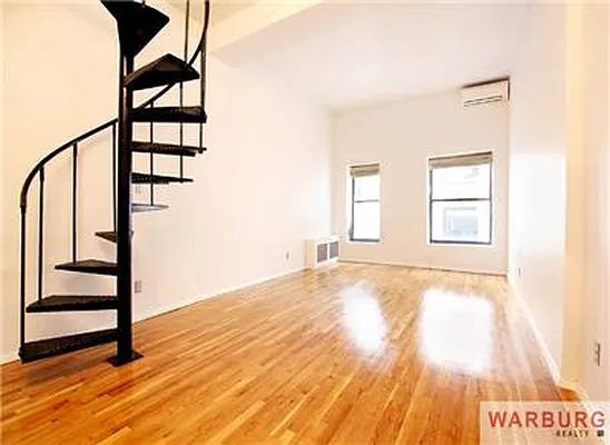 Sold by Warburg | media 11