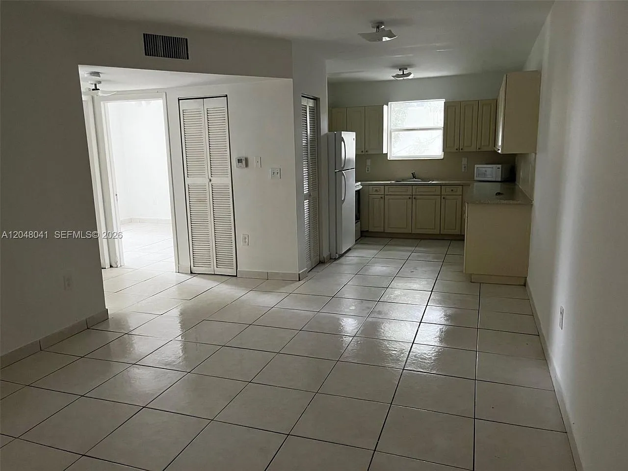 Studio, 1.0 bath, 18376 sqft, $2,150 — Photo 2