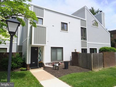 1710 Oakwood Ter APT 3E, Penn Valley, PA, 19072