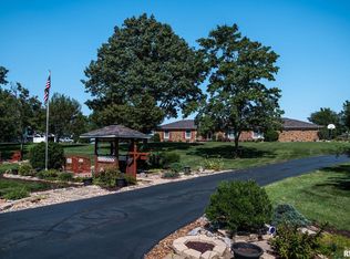 1605 Old Creal Springs Rd, Marion, IL 62959