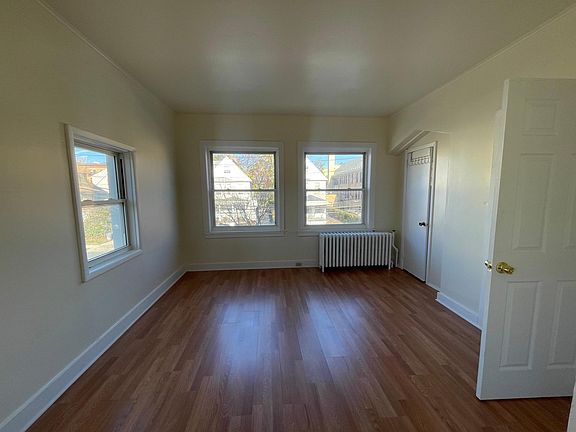 4th image of 410 E 5th St Floor 2