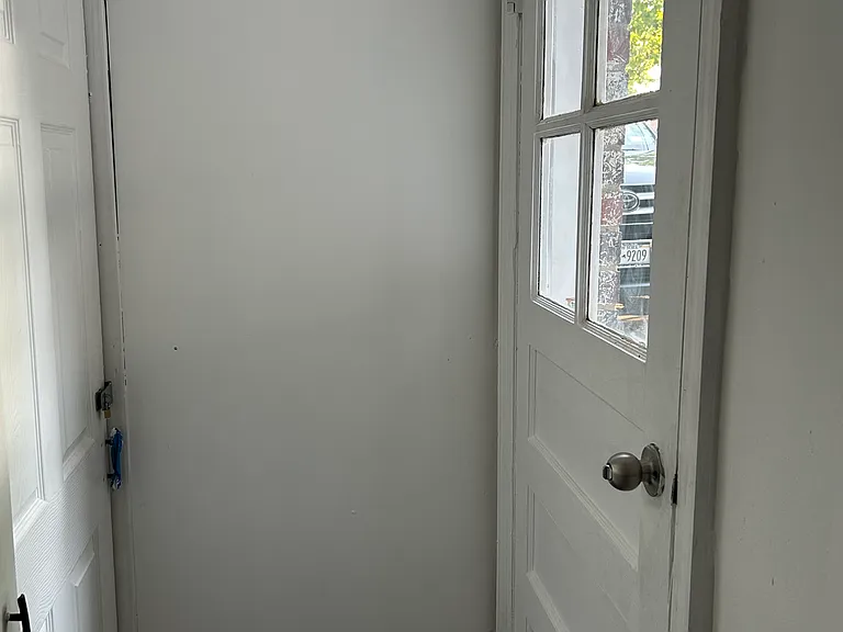 1135 Allerton Ave #1 — Photo 6