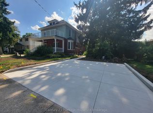 158 Laurel St #2, Cambridge, ON N3H 3Y4