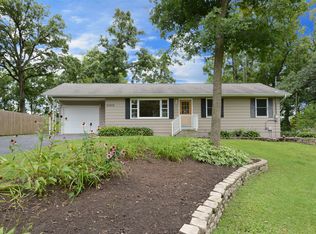 21209 Robin Rd, Harvard, IL 60033