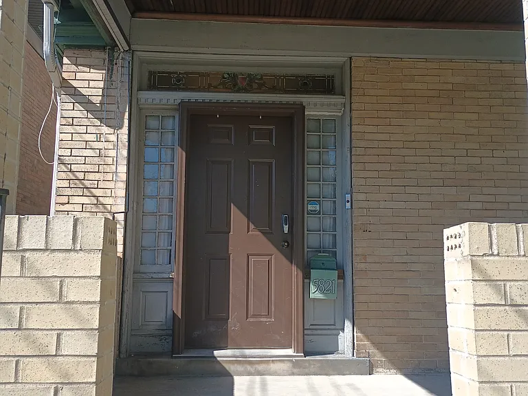 5821 Nicholson St — Photo 2
