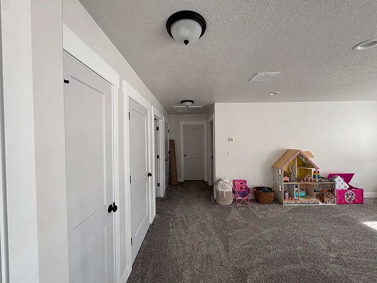 1457 N Arcadia Dr — Photo 17