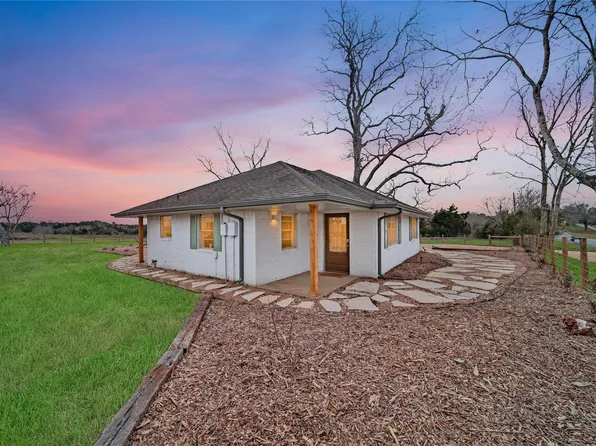 9252 Fm 949, Cat Spring, TX 78933