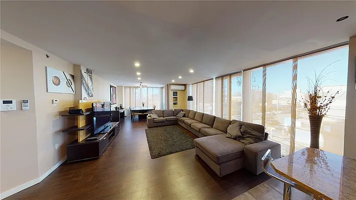 Sold by Remax Edge | media 22