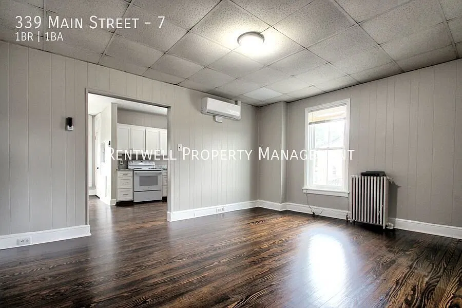 Renovated 1-Bedroom Apartment in Downtown Royersford! — Photo 3