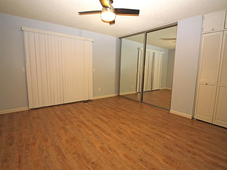 205 El Encanto Way — Photo 7