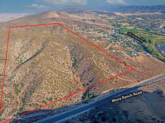 3rd image of Elizabeth Lake Rd