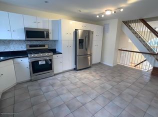 63 Simmons Loop, Staten Island, NY 10314