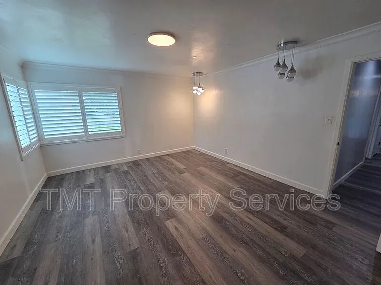 9 W Robinhood Dr — Photo 64