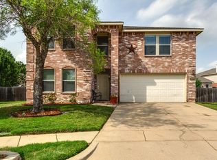 16136 Hollyhill Ct, Justin, TX 76247