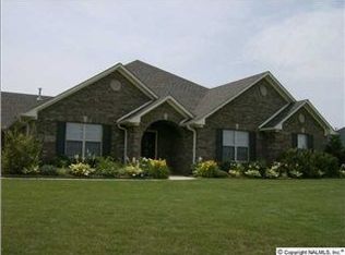 13271 Breckenridge Dr, Athens, AL 35613