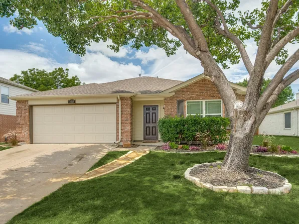 2213 Eagle Mountain Dr, Little Elm, TX 75068