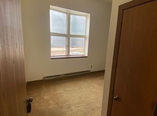 501 Main St #R-2, Allenton, WI 53002