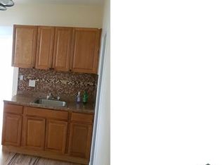 106 Oliver Ave APT 1L, Yonkers, NY 10701