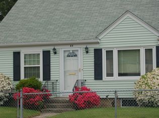 80 York Ave, Pawtucket, RI 02860