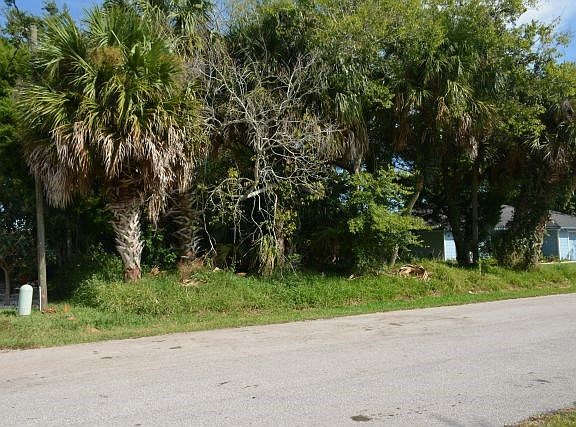2nd image of 17 Coconut Ct