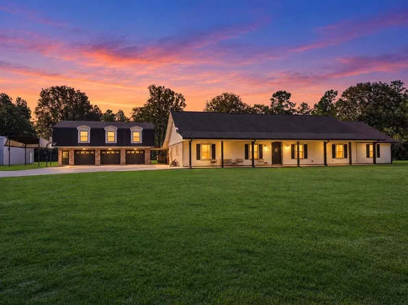 10308 Gentry Dr, Silsbee, TX 77656