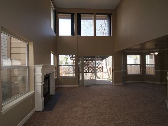 3rd image of 8281 S Gaylord Cir