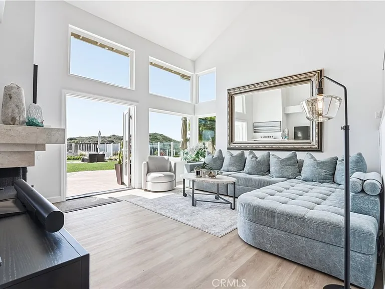 83 Palm Beach Ct — Photo 17