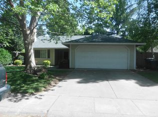 1586 La Linda Ln, Chico, CA 95926