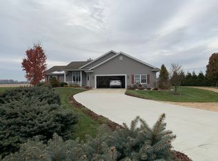 1447 Nauman Rd, Amboy, IL 61310