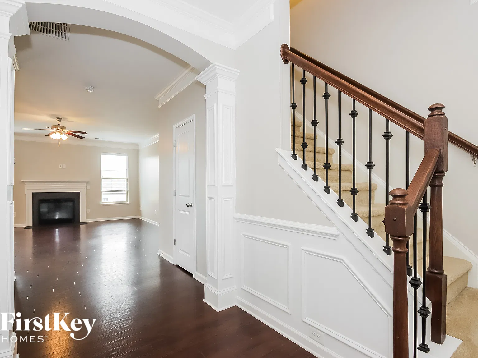 4 bed, 2.5 bath, 2248 sqft, $3,015 — Photo 3