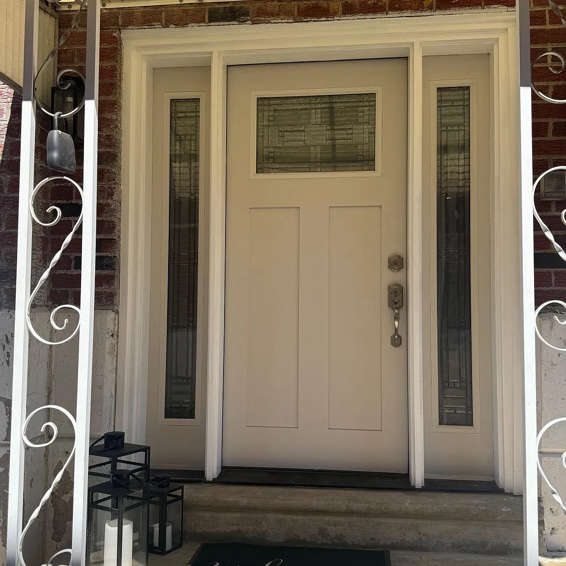 2 bed, 1.5 bath, 1968 sqft, $1,900 — Photo 1