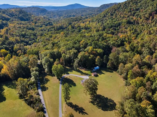 3607 Laurel Crk, Union, WV 24983