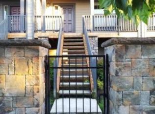 1376 NE Edgefield St, Hillsboro, OR