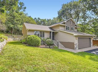 718 Deer Path Rd, Hudson, WI 54016
