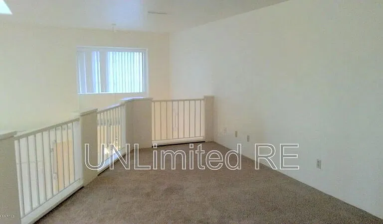 3285 N Hedgewood Dr #B — Photo 8