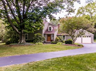 18 Crestfield Rd, Wilmington, DE 19810