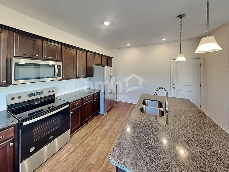4032 Birchfield Pl — Photo 3