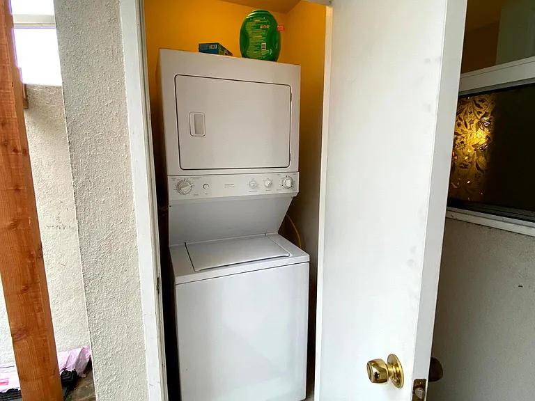 400 Alemany Blvd — Photo 18