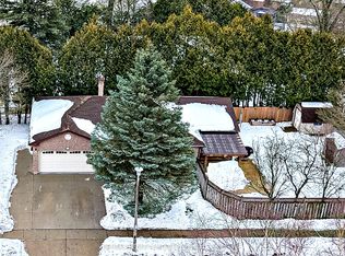 328 Burnett Ave, Cambridge, ON N1T 1G6