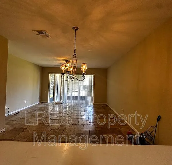 606 Cruz Bay Cir — Photo 9