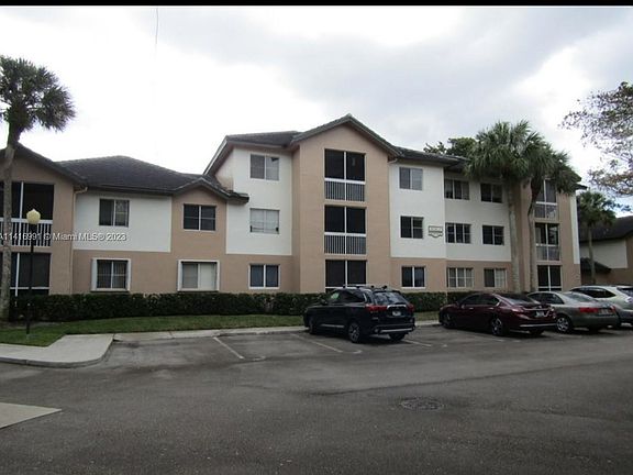 3rd image of 9877 Westview Dr APT 634