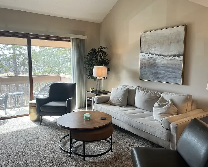 Regal Crest Village — Photo 6
