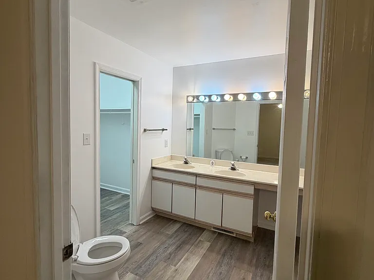 260 Morningside Dr — Photo 4