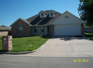 524 Brook Cir, Hewitt, TX 76643